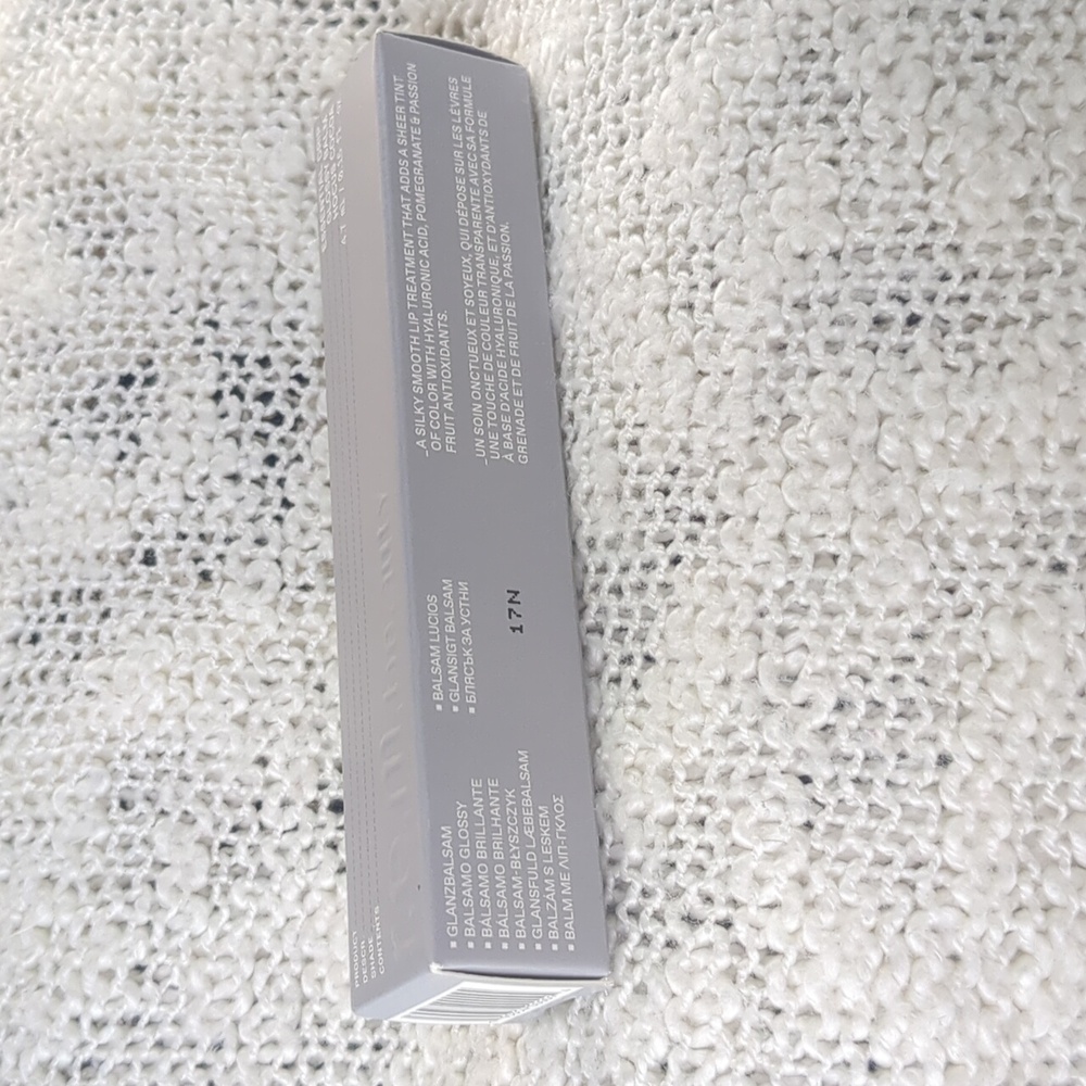 R.E.M. Beauty Hocus Cocoa Essential Drip Glossy Balm, 4.7ml/0.15fl oz - Picture 10 of 11